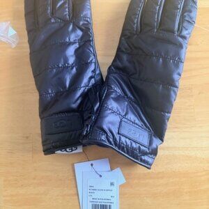 UGG Fabric-Leather Zipper Gloves Large NWT